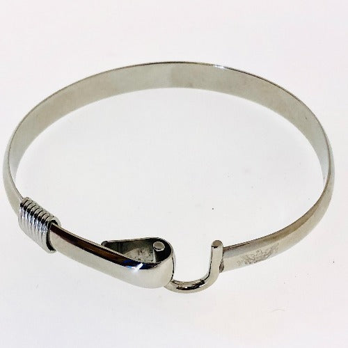 USVI Hook Bracelet with Silver Wrap